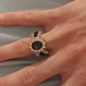 Costume jewelry ring size 7